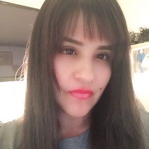 Meet your Posher, Mayra